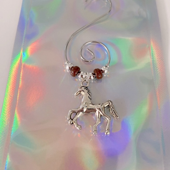 Horse Holiday Ornament - Picture 1 of 2